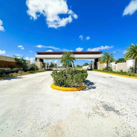 Villa Adon